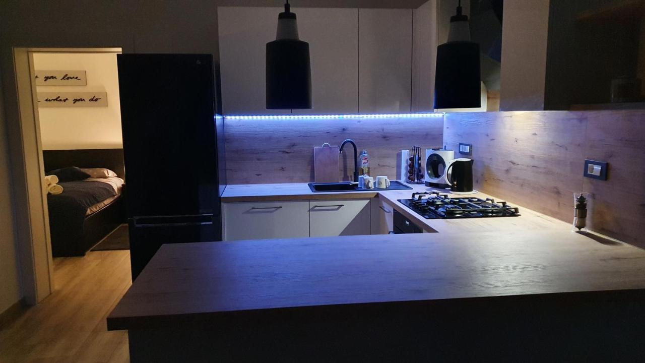 Vela Grota Apartment Rijeka Bagian luar foto