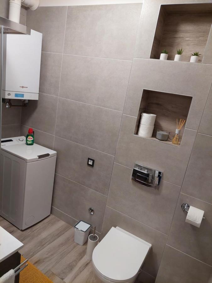 Vela Grota Apartment Rijeka Bagian luar foto
